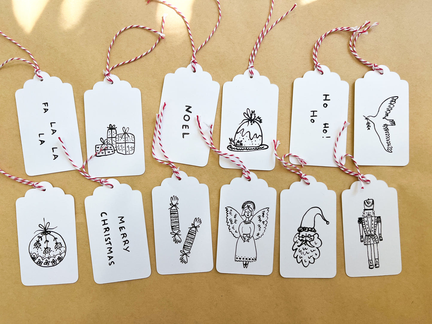 Black and White Christmas Tags (Pack of 12)